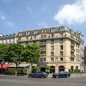 Hotel Barrière Fouquet's Paris