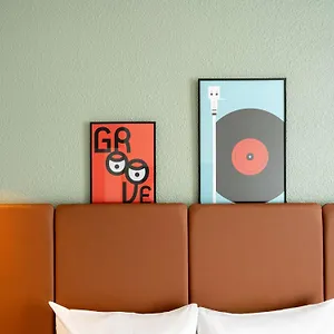 Hotel Ibis Gare De Lyon Ledru Rollin Paris