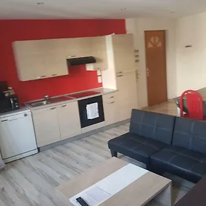 13 Rue De La Fontaine F11 Lourdes