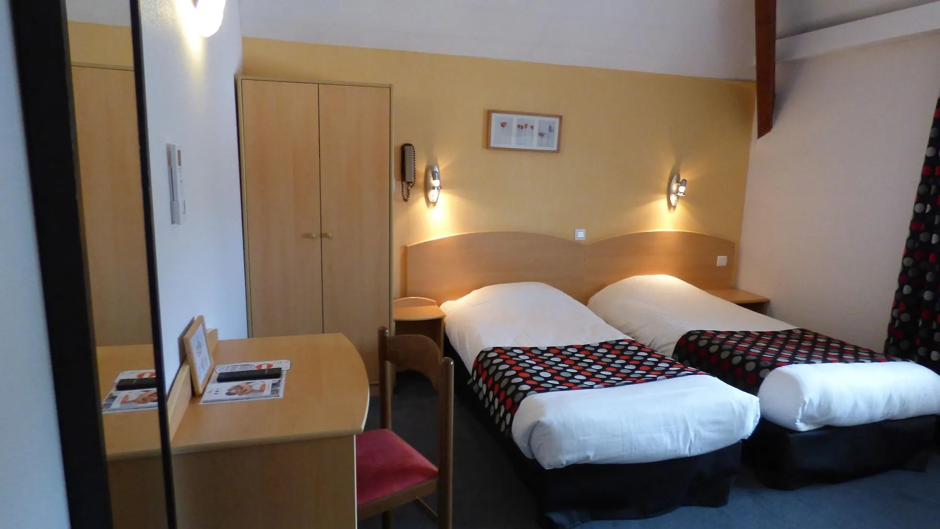 Cit'Hotel de La Vallée Lourdes