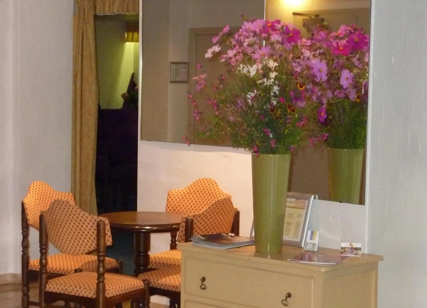 Cit'Hotel de La Vallée Lourdes Hotel
