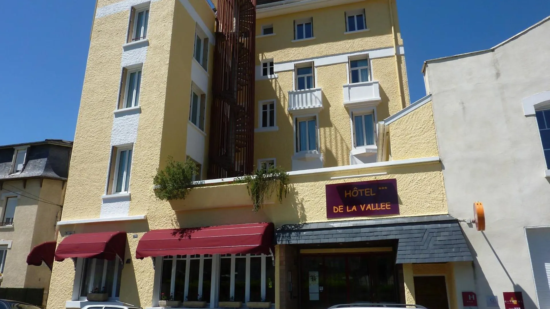 Cit'Hotel de La Vallée Lourdes